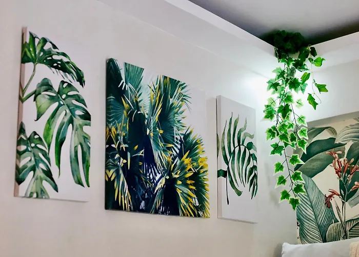 Aparthotel Near Mactan Airport Layover Pad Pool Gym, Self Check-in Free Fast Wifi Netflix Kitchen
