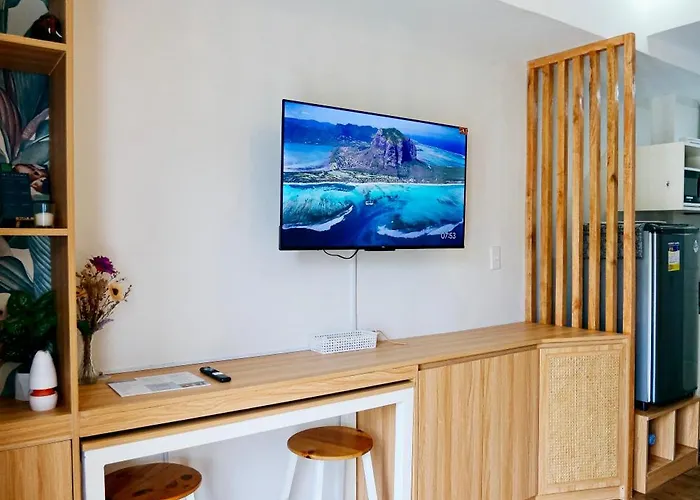 Near Mactan Airport Free Pool Gym Wifi Netflix Water, Self Check-In 3*