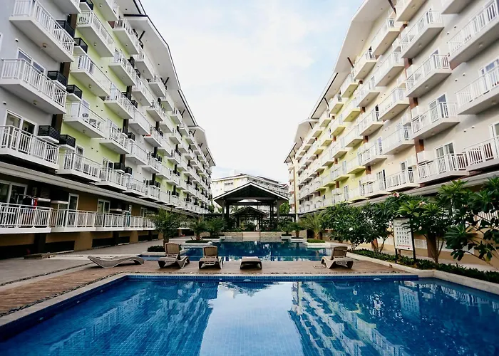 Aparthotel Near Mactan Airport Layover Pad Pool Gym, Self Check-in Free Fast Wifi Netflix Kitchen 3*